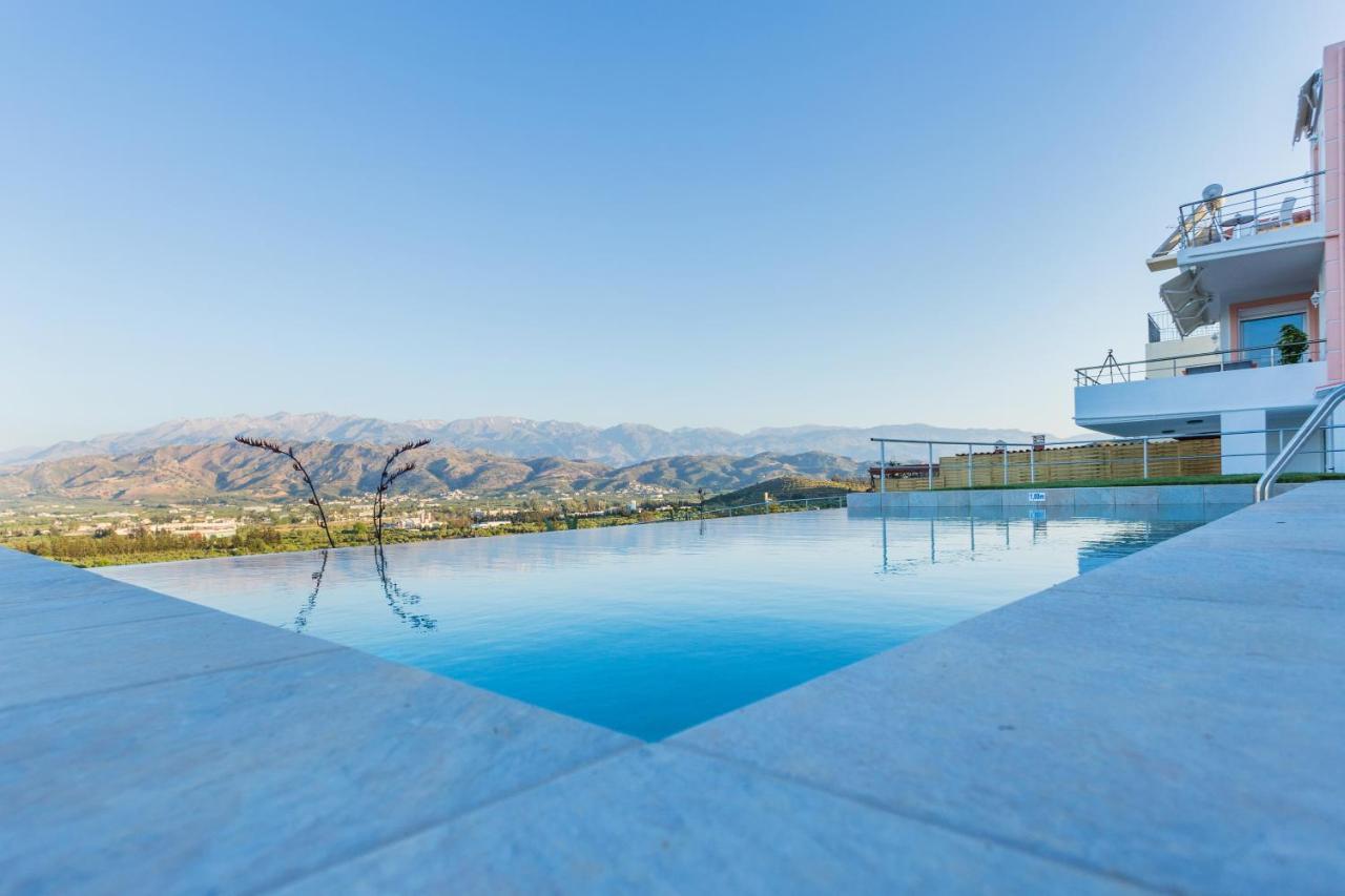 Villa Oasis Galatás Esterno foto