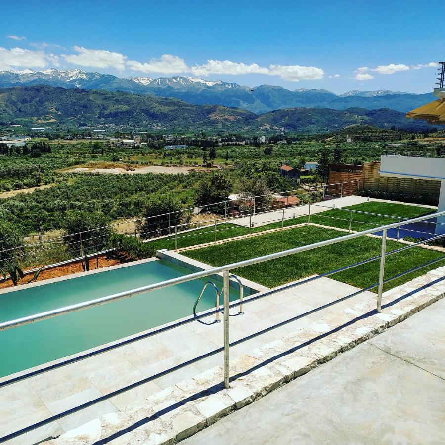 Villa Oasis Galatás Esterno foto