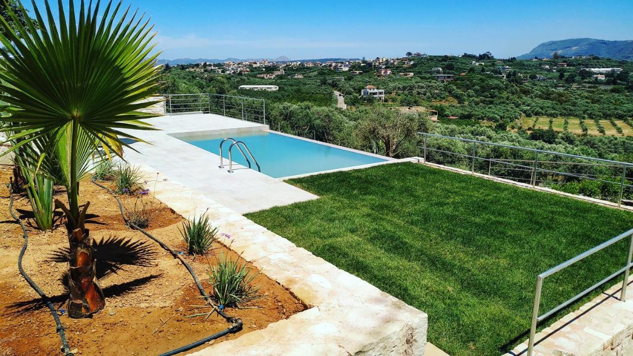 Villa Oasis Galatás Esterno foto